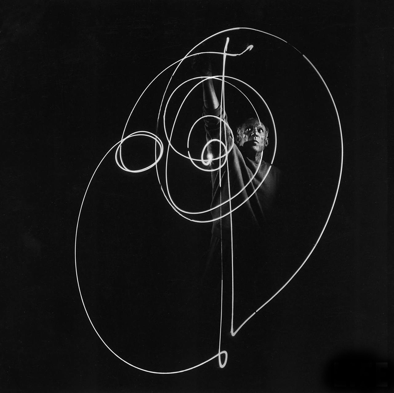 Illustration for article titled Light Paintings That Make the Real World Look like Tron